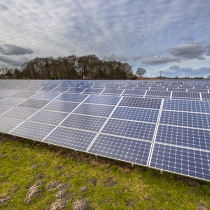 Energia de usinas solares supera termelétricas à carvão no Brasil